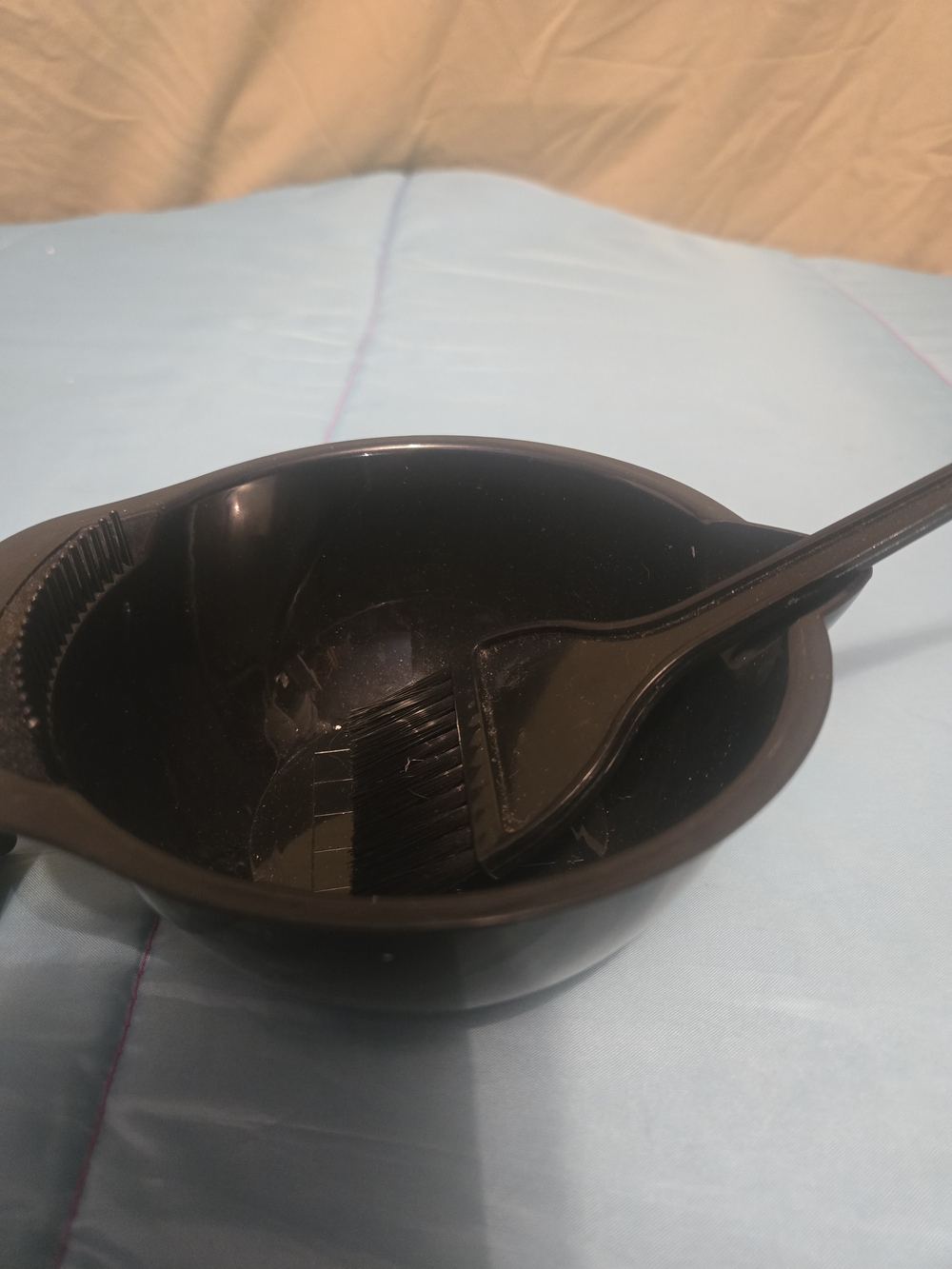 new Salon Care Hair Color Mixing Bowl & tint brush color black  2 pcs
